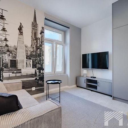 Polonia Residence II By Lookap Klimatyzacja ウッチ エクステリア 写真